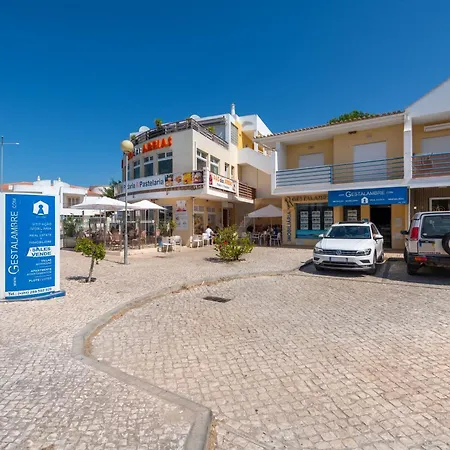 Encosta S Jose - Piscina - Estacionamento * Guia (Faro)